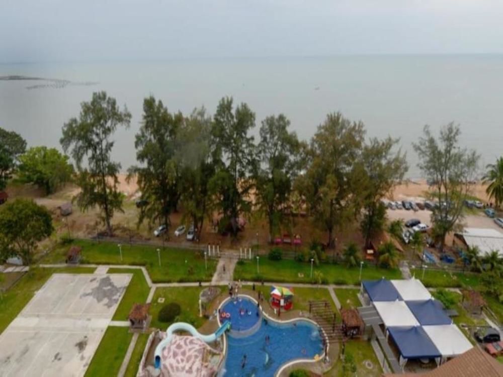 Puteri Beach Resort Port Dickson Dış mekan fotoğraf