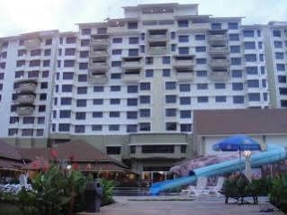 Puteri Beach Resort Port Dickson Dış mekan fotoğraf